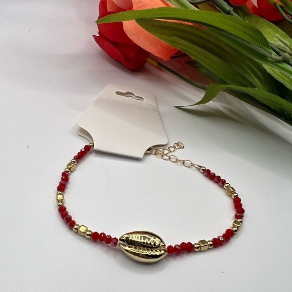Red and Gold Tone Ankle Bracelet With Seashell NEW - Picture 3 of 4